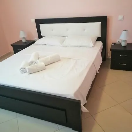 Helen's House Apartmán