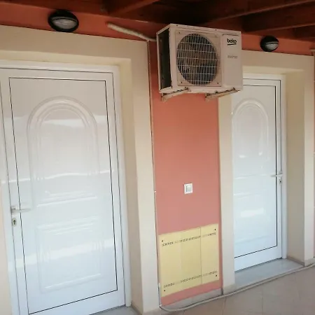 Helen's House Appartement *