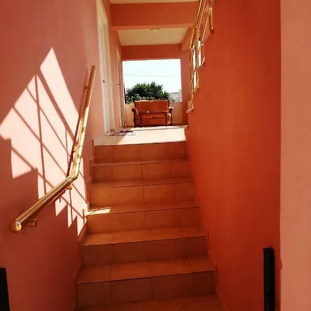 Helen's House * Ksamil