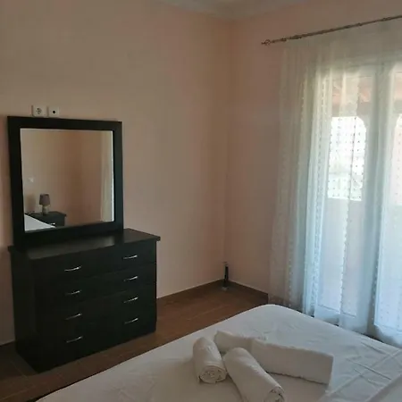 Apartment Helen's House Ksamil