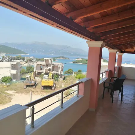 Helen's House Appartement *