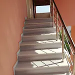 Апартаменты Helen's House *